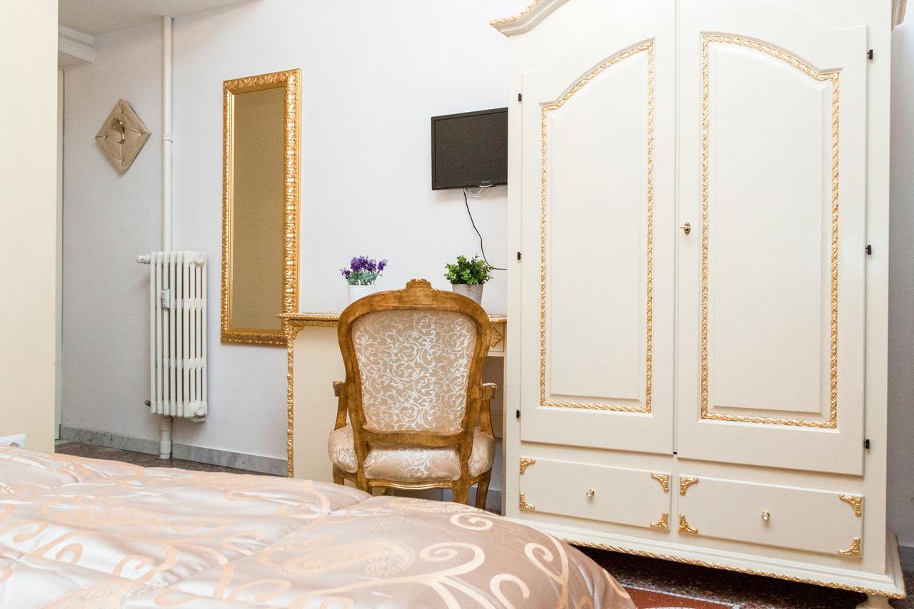 Re Di Luna B&B Rzym Zewnętrze zdjęcie